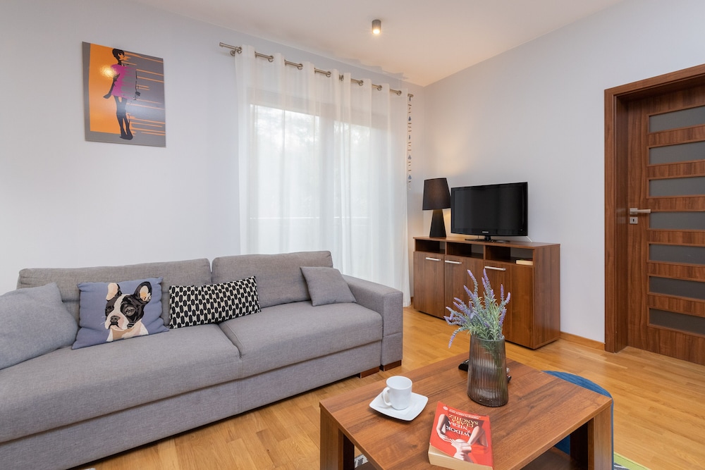 Apartment, 1 Bedroom, Balcony, Beachside