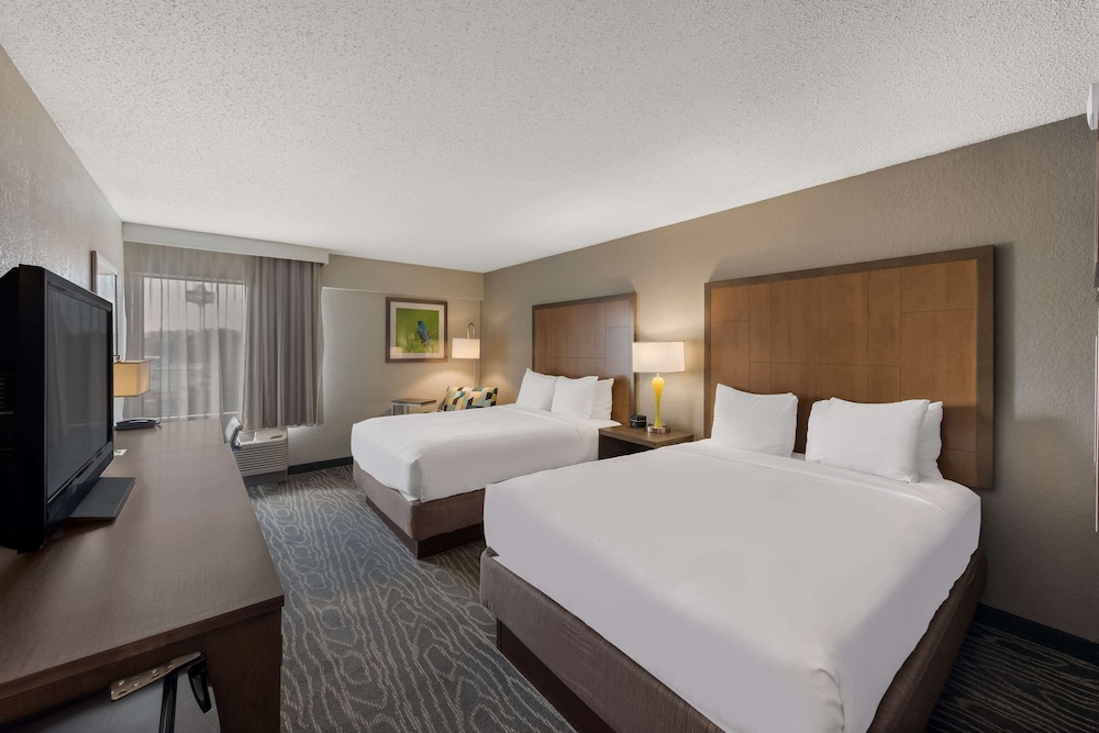 Suite, Multiple Beds, Non Smoking photo 1