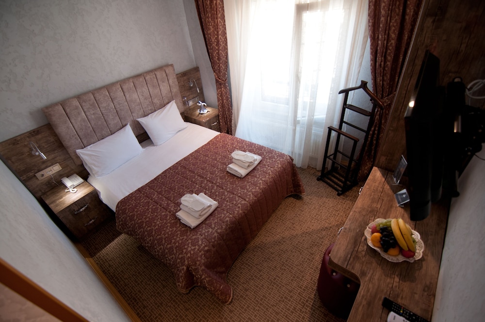 Standard Double Room, City View photo 1