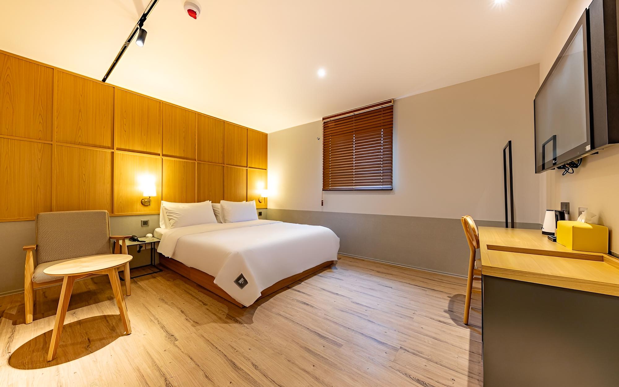 Room (Deluxe (Netflix Disney Watcha TVing A) - Photo 5