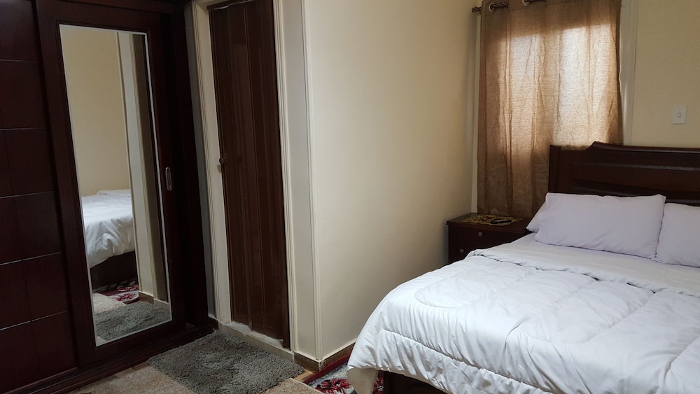 Standard Double Room, 1 King Bed photo 2