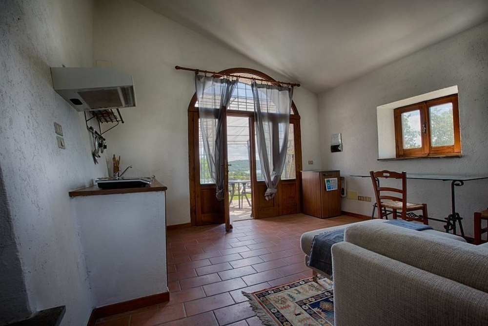 Comfort Apartment, 1 Bedroom, Lake View photo 2