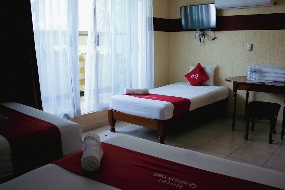 Standard Room, Multiple Beds photo 1