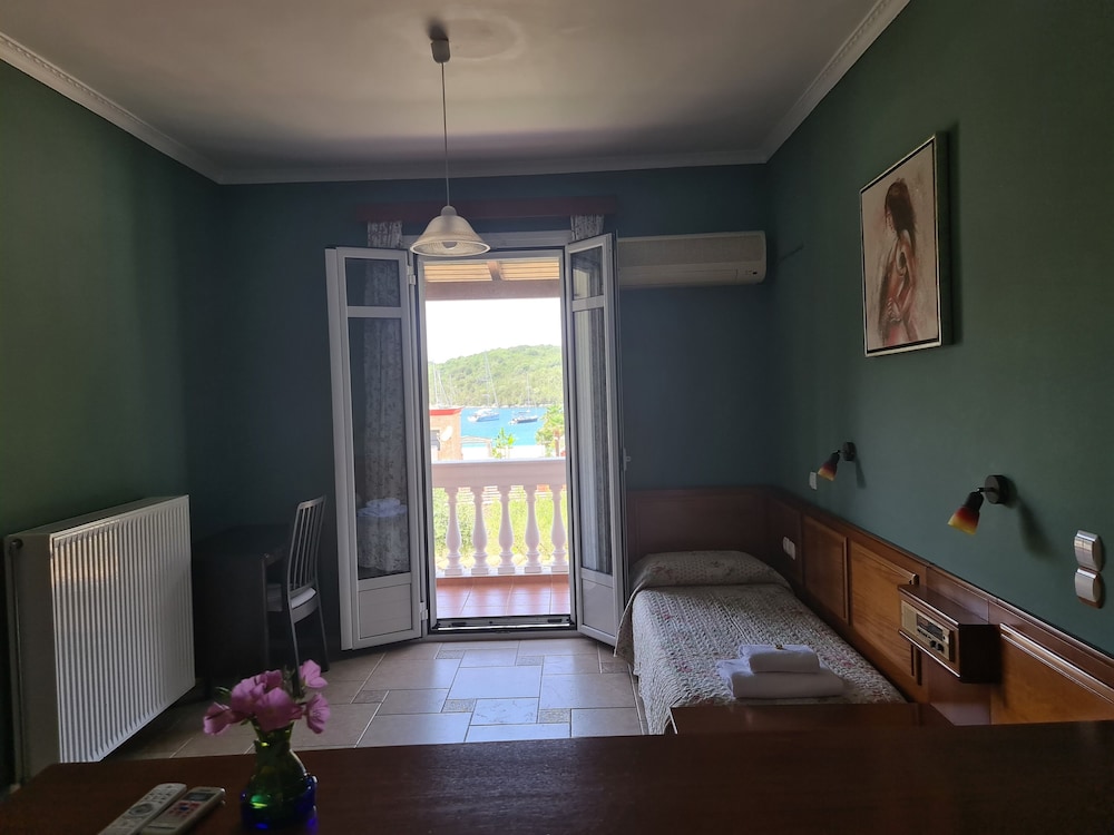 Superior Studio photo 3