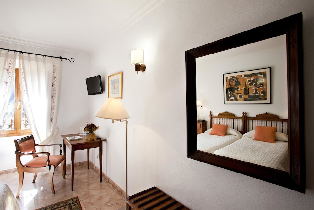 Superior Double Room, 1 Double or 2 Twin Beds - Photo 6