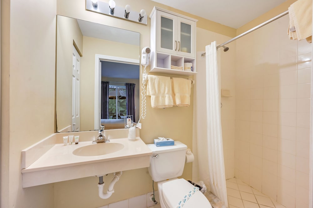 Cottage, Private Bathroom (2 Queen Beds Cottage) - Photo 3