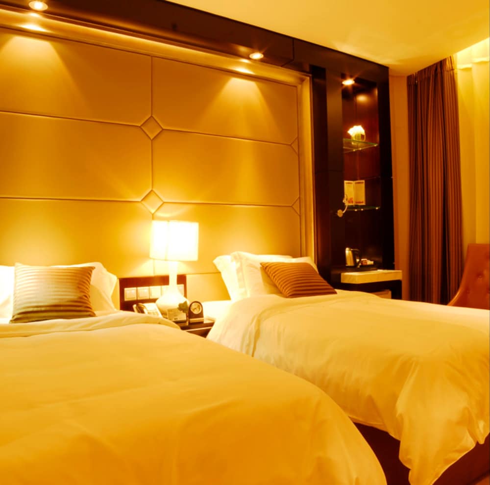 Executive Twin Room-Tower C photo 1
