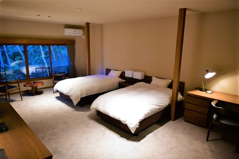Main Building Executive Twin Room