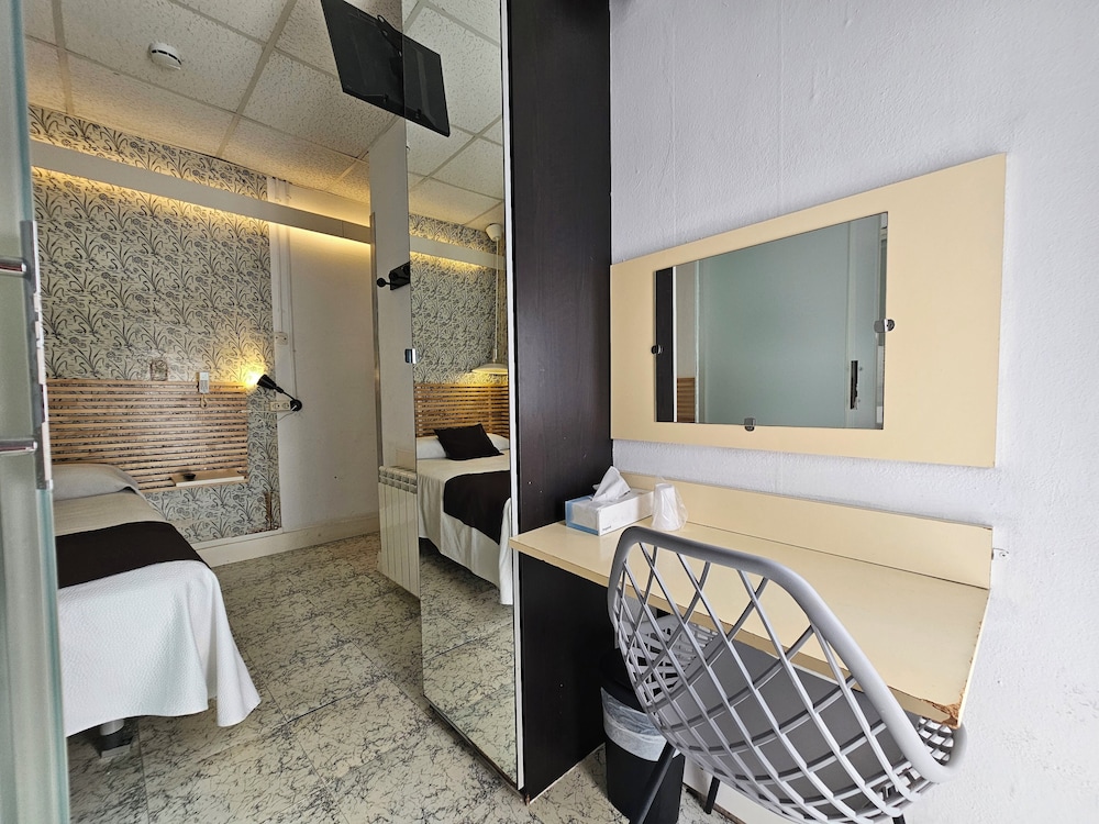 Habitacion individual baño privado exterior