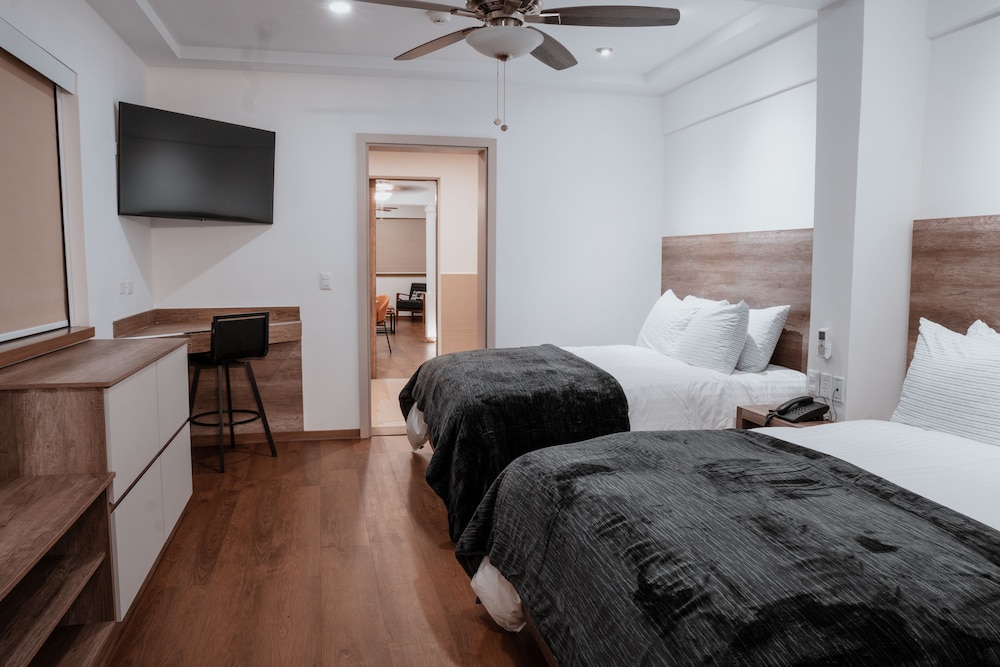 Comfort Suite photo 1