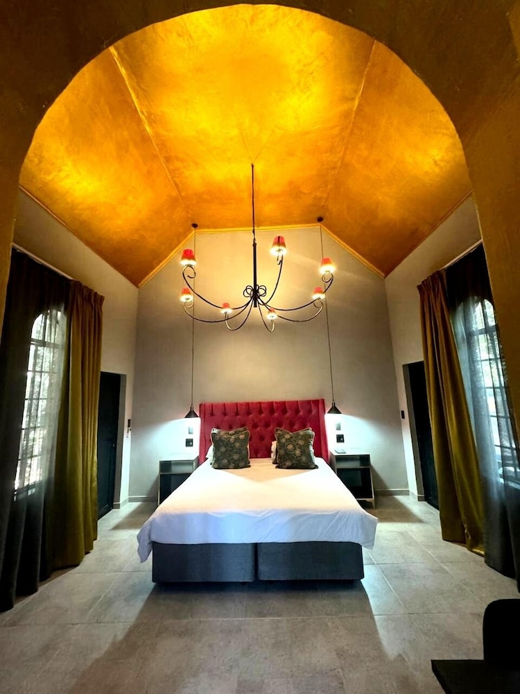 Superior Twin Room, 2 Twin Beds - Photo 6
