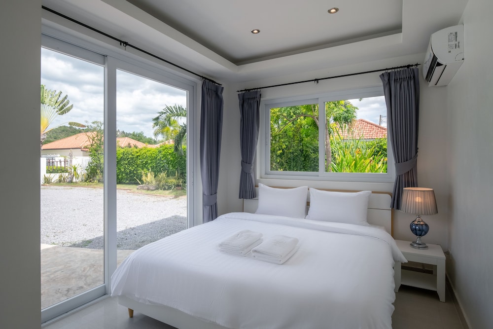 Standard Villa, 3 Bedrooms, Non Smoking, Kitchen - Photo 14