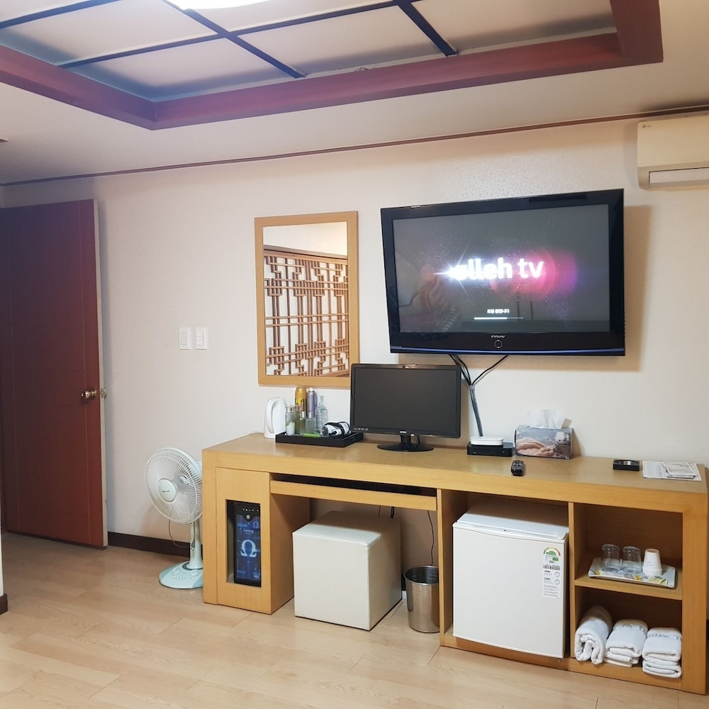 Standard Ondol Room photo 3