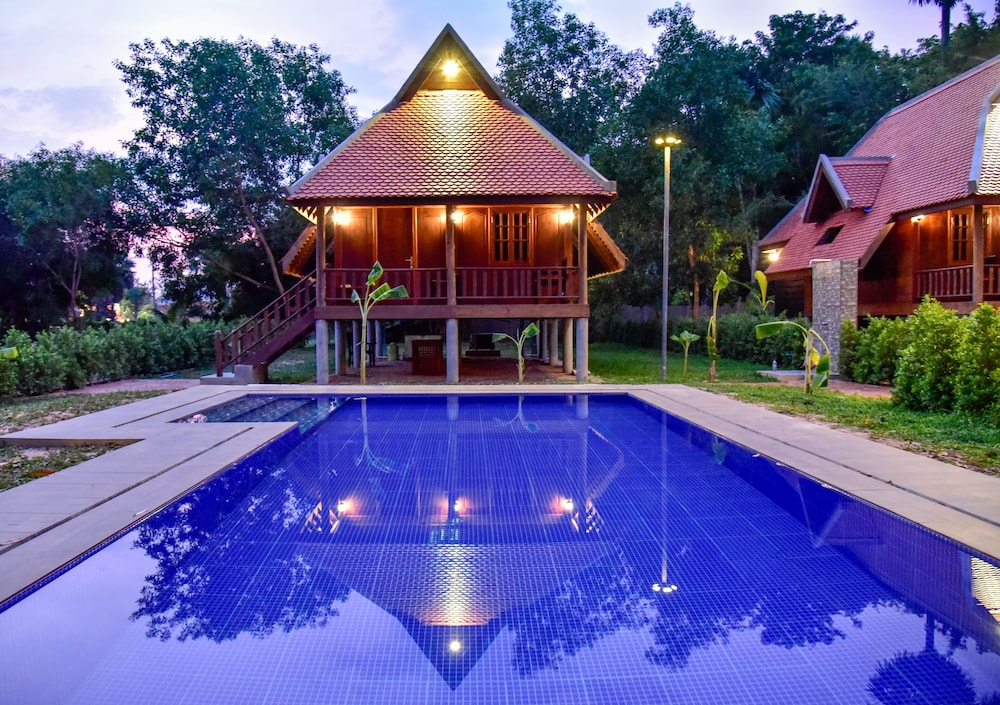 Deluxe Bungalow, 1 King Bed, Private Pool photo 3