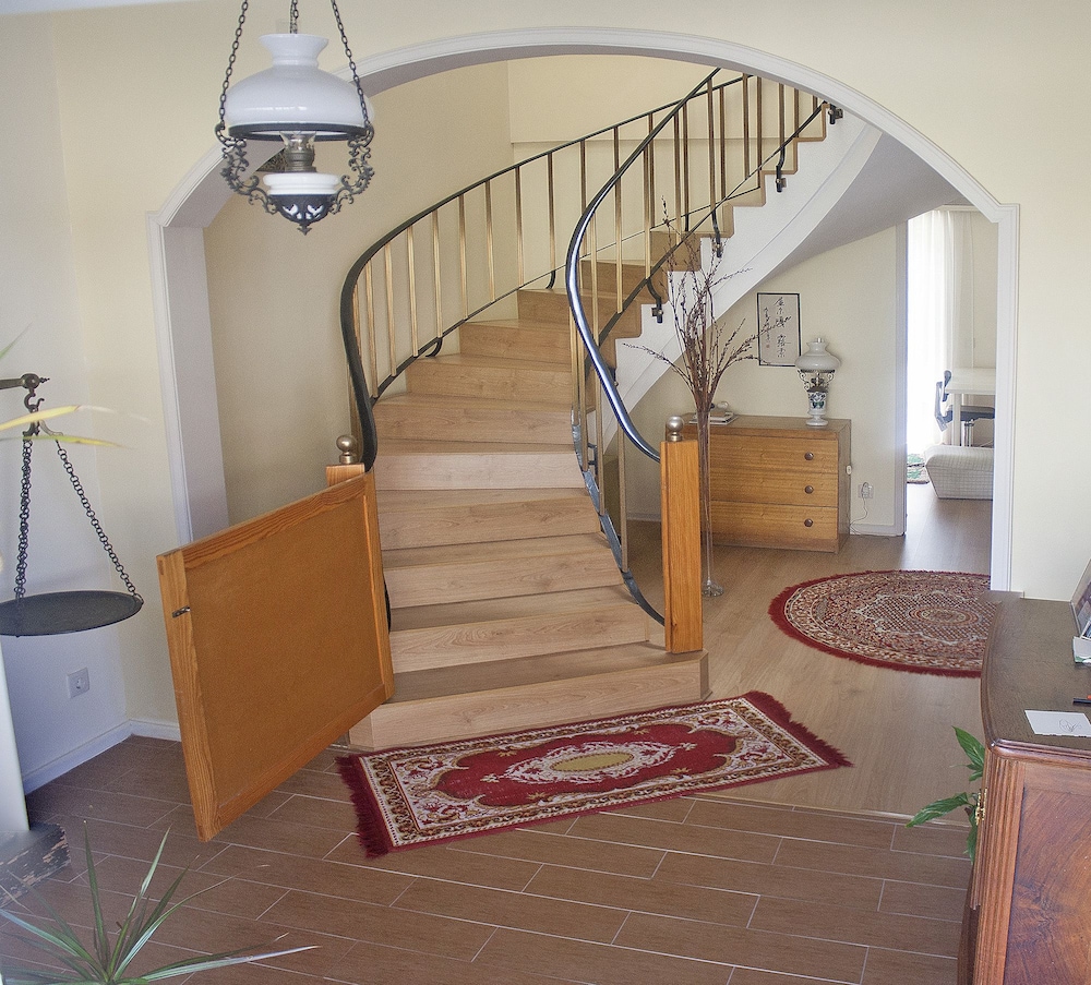 House, 4 Bedrooms