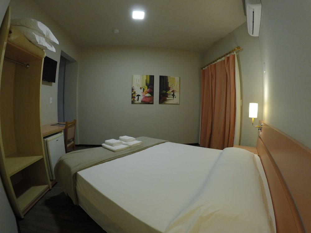 Luxury Suite photo 2