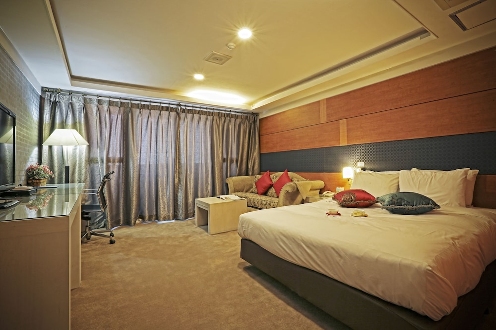 Standard Double Room photo 3