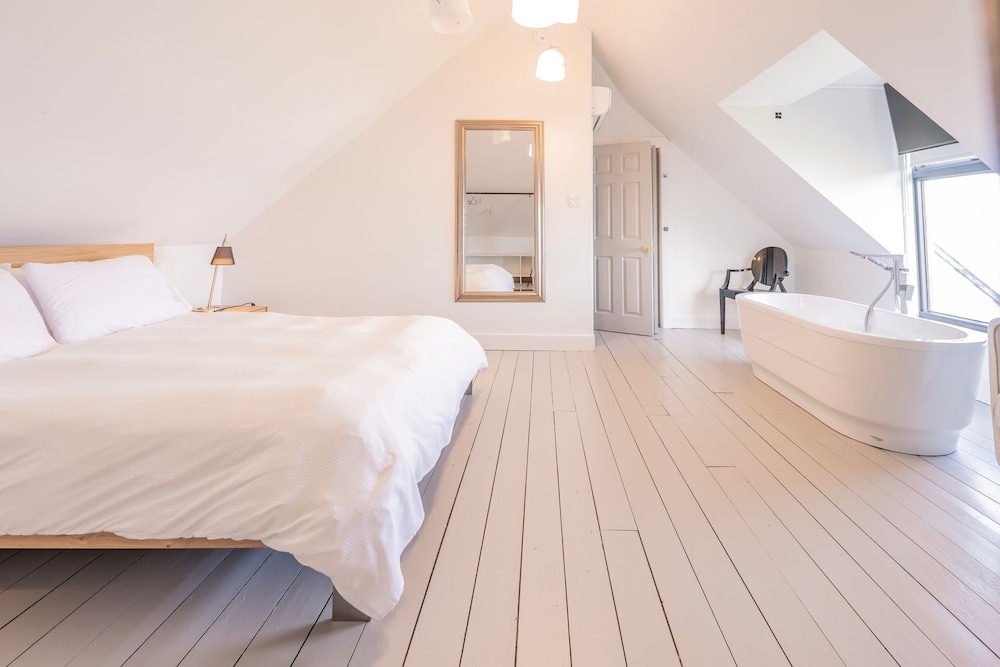 Suite, Beach View photo 1