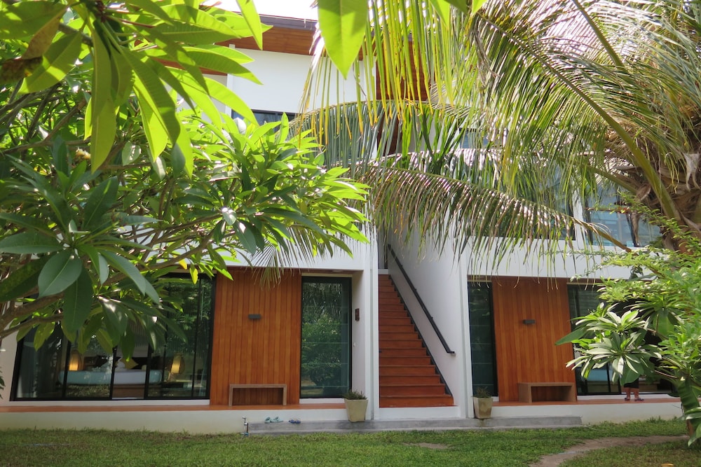 Deluxe Studio Garden View - Photo 2