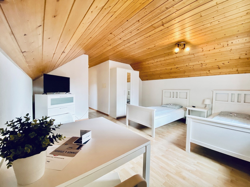 Monteur Studio photo 1