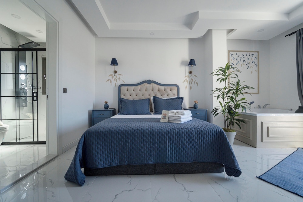 Exclusive Suite photo 1