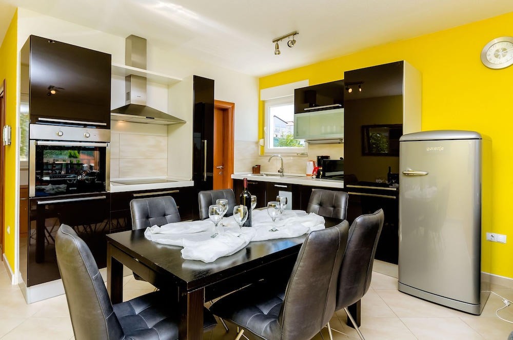 Apartment (A1) photo 3