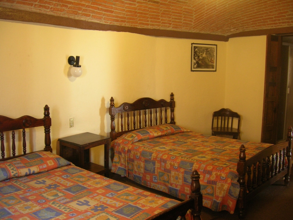 Quadruple Room, 2 Double Beds, Non Smoking