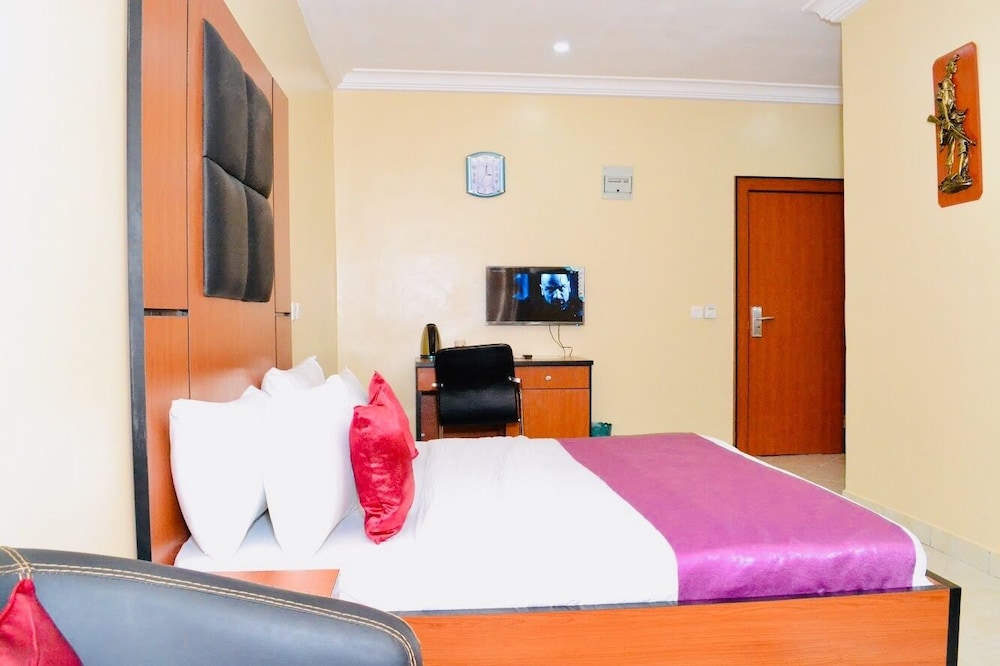 Royal Suite, 1 King Bed photo 2