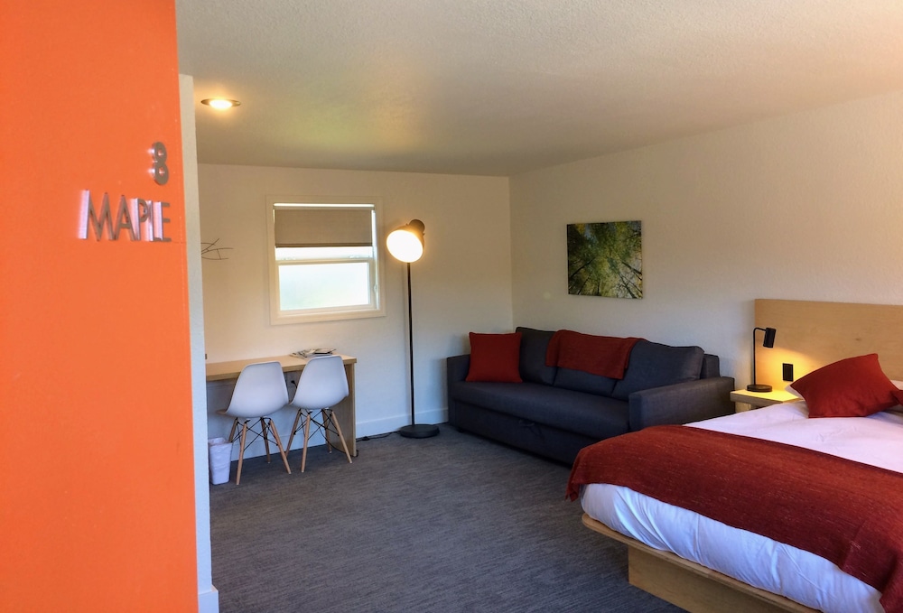 Room, 1 Queen Bed With Sofa Bed, Refrigerator