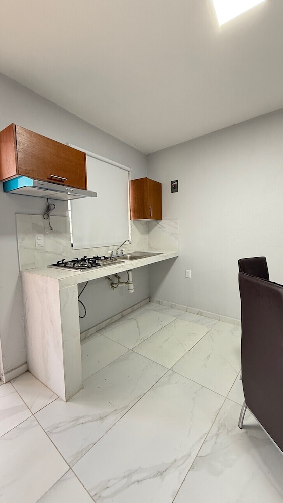 Basic Apartment, 2 Bedrooms, Mobility Accessible, Patio photo 2