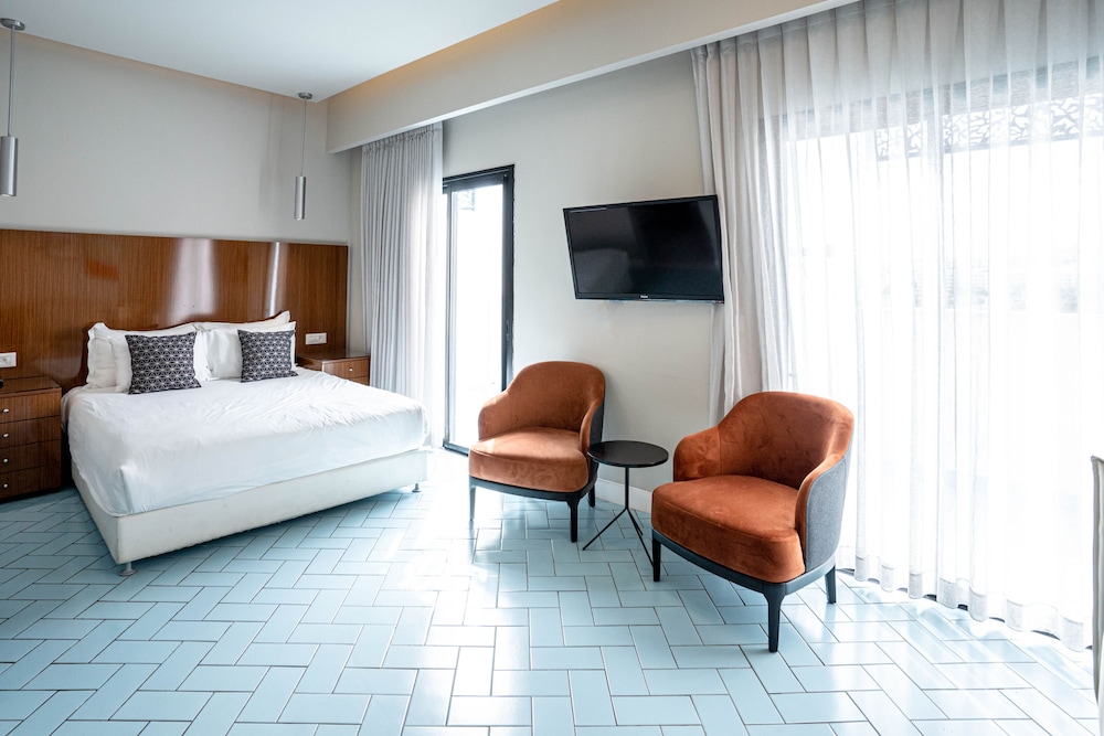 Junior Suite, Balcony - Photo 5
