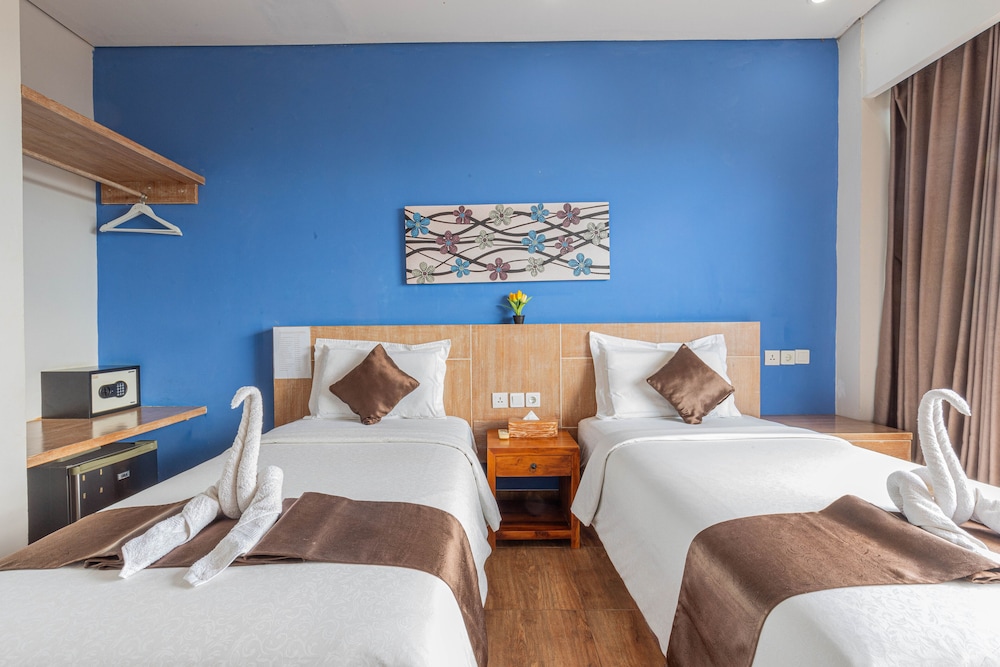 Deluxe Twin Room, Pool View - Photo 5