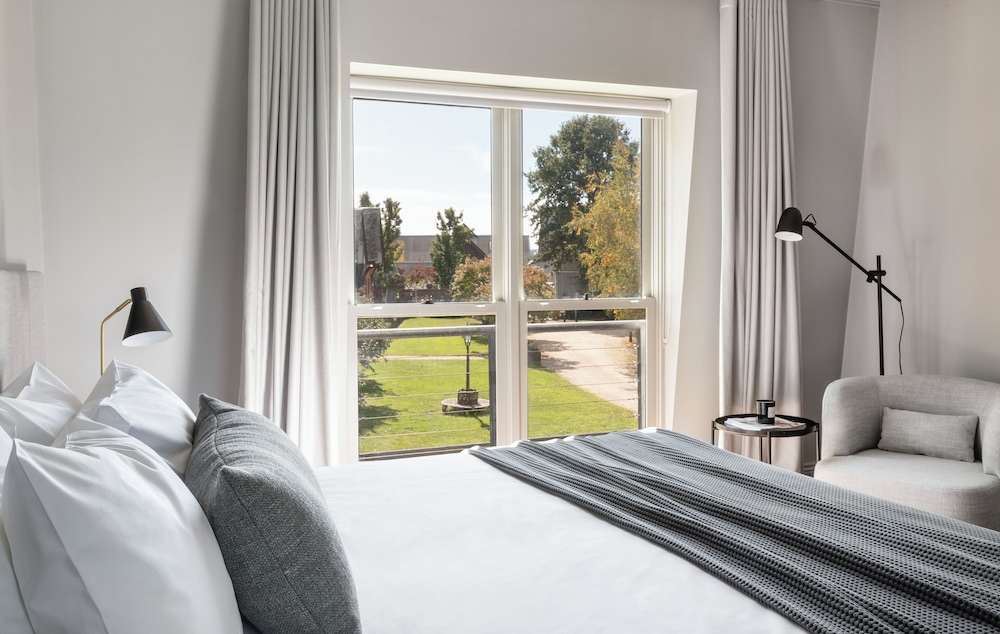 Harvest Superior Room