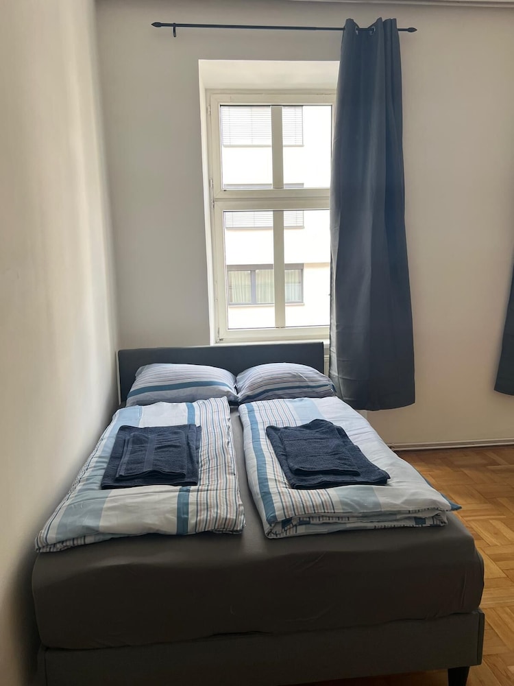 Basic Apartment
