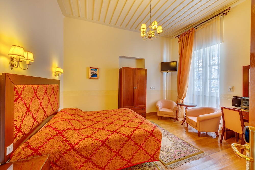 Deluxe Double Room, Ground Floor photo 2