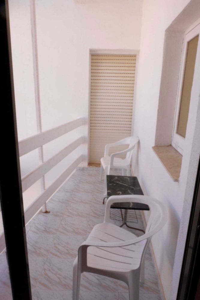 Basic Double Room photo 3