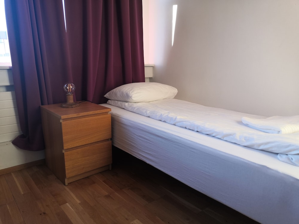 Standard Single Room, 1 Bedroom, Shared Bathroom, City View photo 1