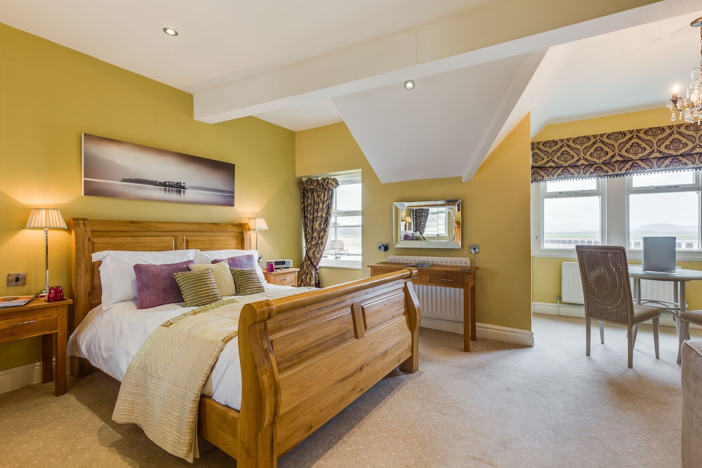 Suite (Seven) photo 2