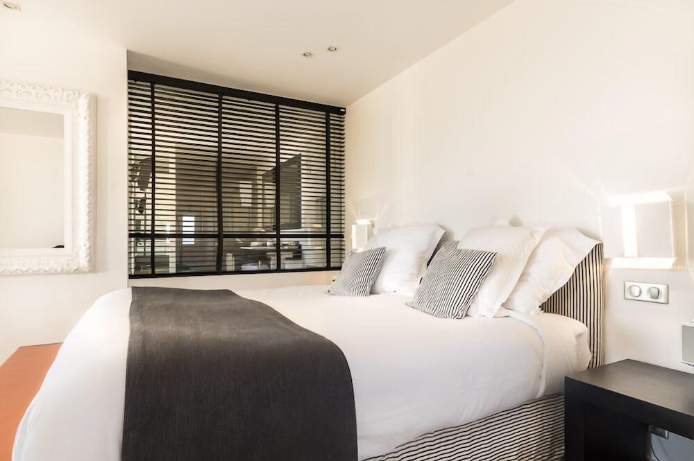 Suite, Jetted Tub