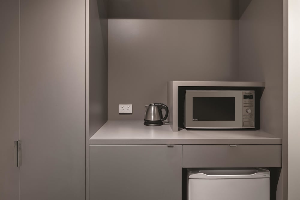 Corner King Room - Photo 5