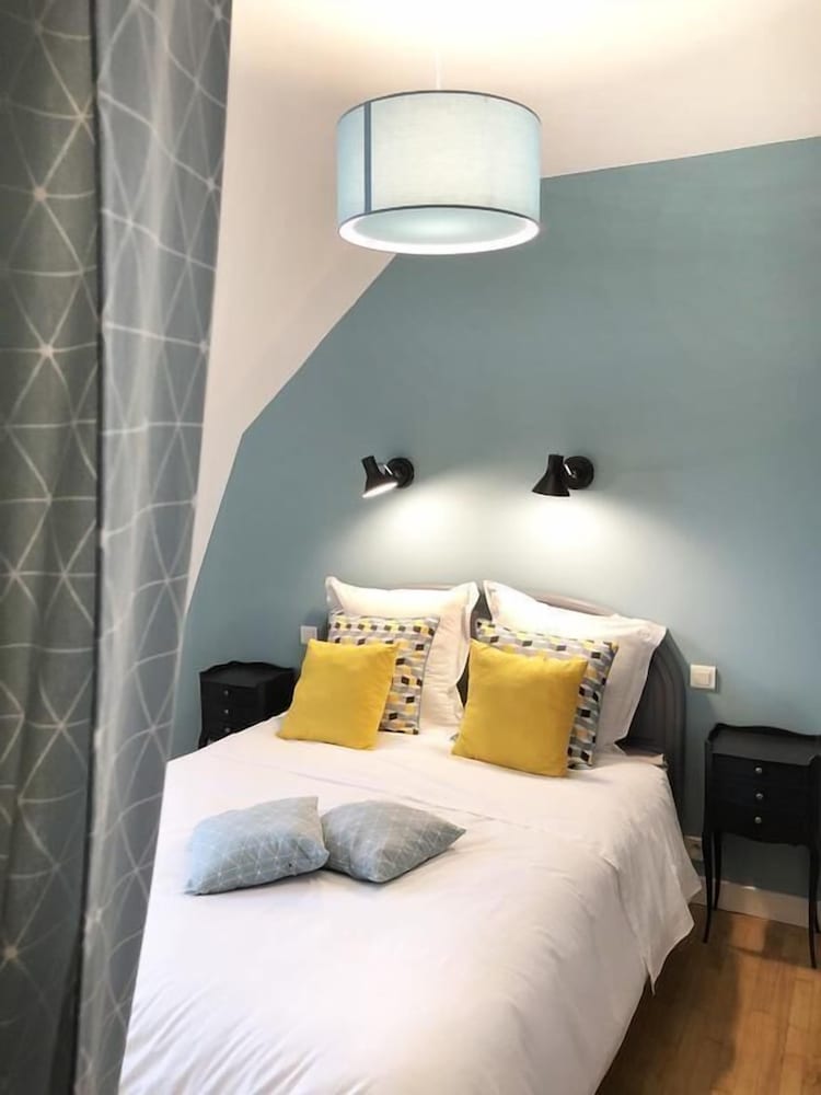 Basic Double Room (La Belle Bleue) - Photo 1