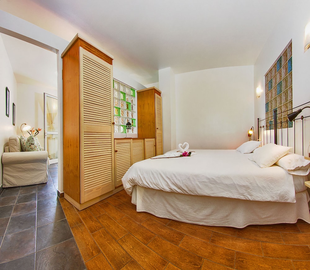 Standard Studio, 1 Double Bed, Kitchen