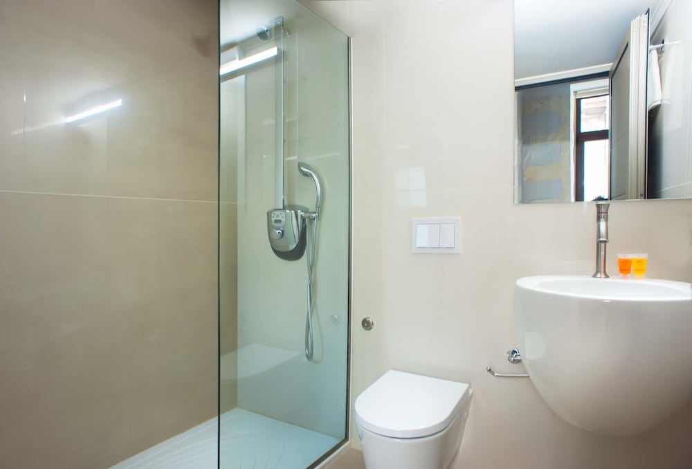 Standard Triple Room - Photo 2