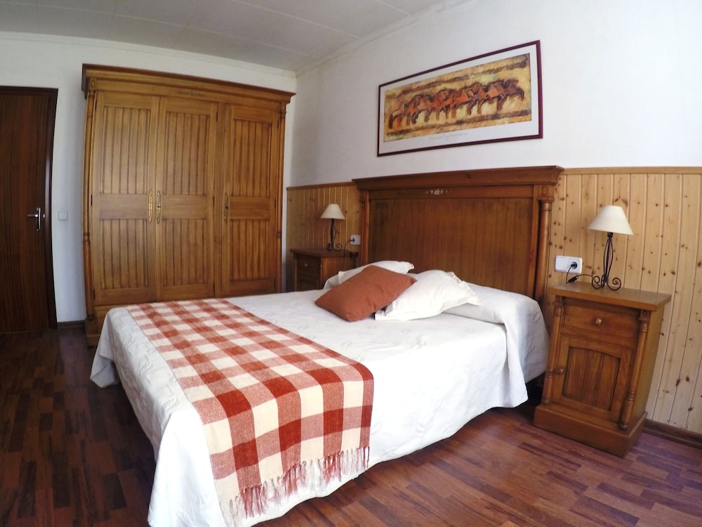 Casa, 3 habitaciones, vista a la ciudad