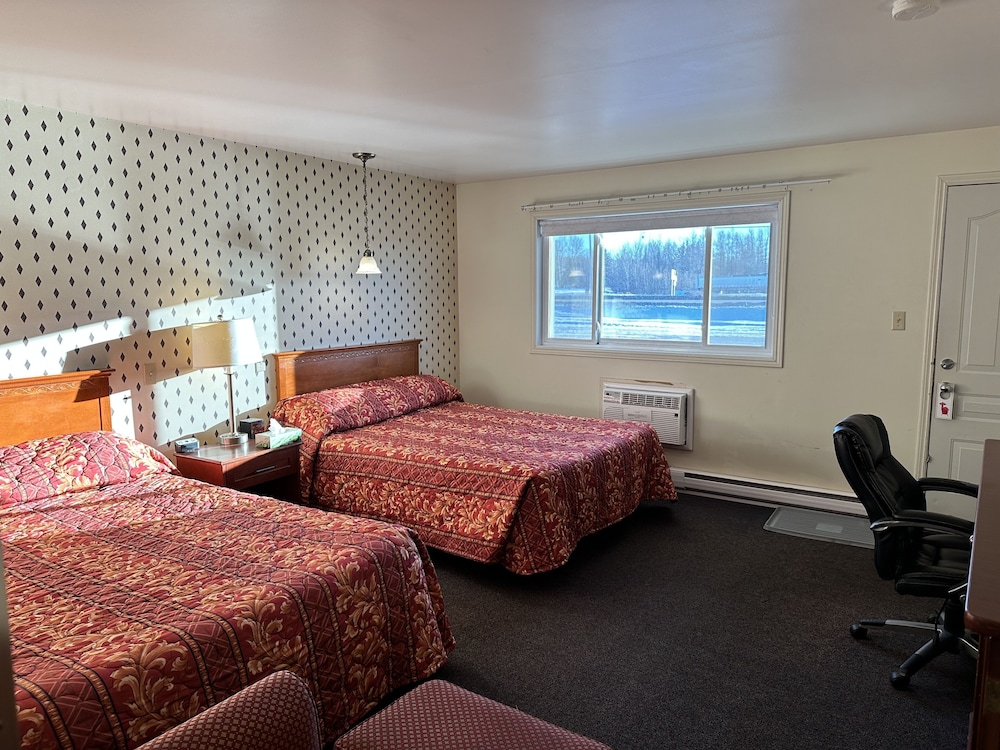 Standard Room, 2 Queen Beds photo 1