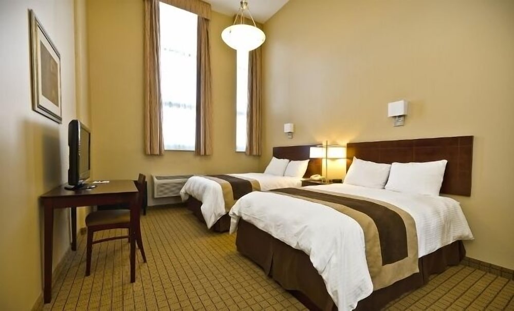 Suite for 5 - Photo 2