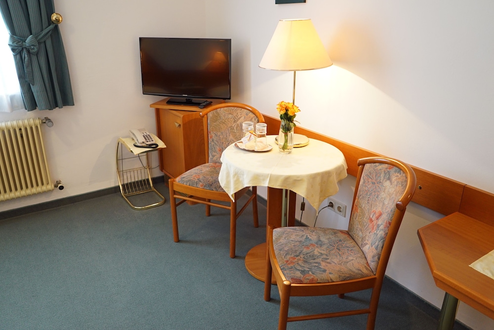 Double or Twin Room photo 2