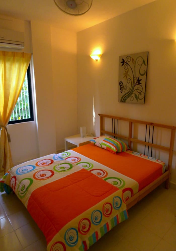 One Bedroom Suite With Lounge & Kitchen photo 2