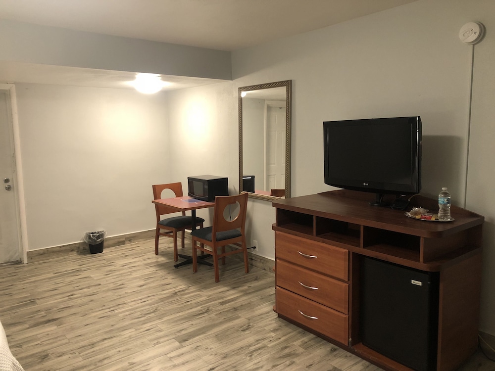 Single Room, 1 Queen Bed, Non Smoking