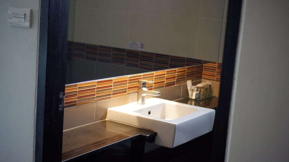 Premier Double Room, Non Smoking, City View photo 3